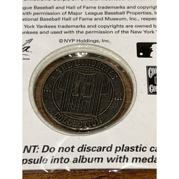 Phil Rizzuto 2005 New York Yankees Immortals Medallion Baseball Coin Sealed+NEW - Picture 6 of 7